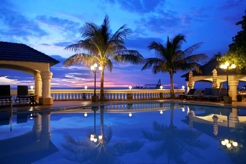 /img/4886-romantic-dinner-malaysia.webp
