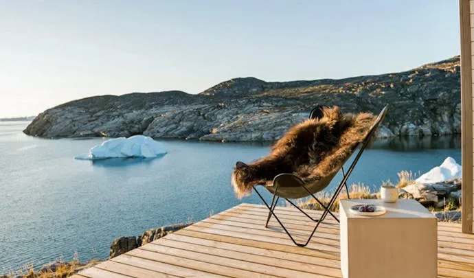 /img/5014-greenland-cozy-cabin.webp