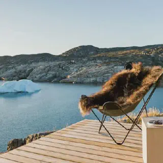 /img/5014-greenland-cozy-cabin.webp