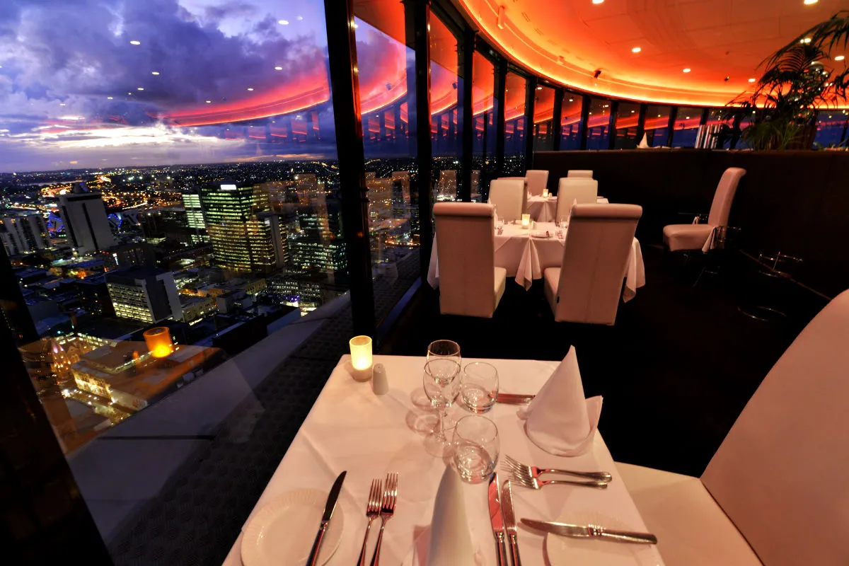5020 perth honeymoon hotel
