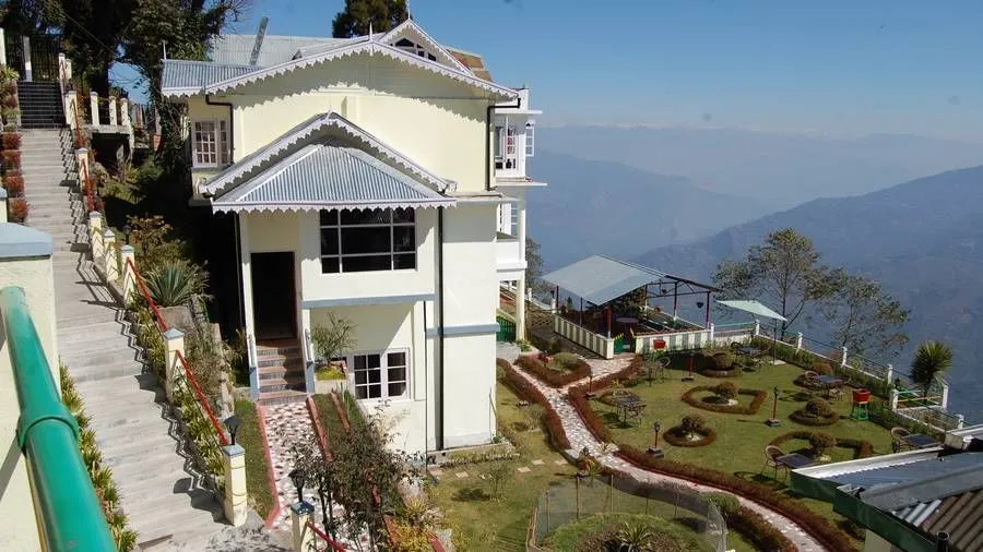 5054 darjeeling honeymoon package