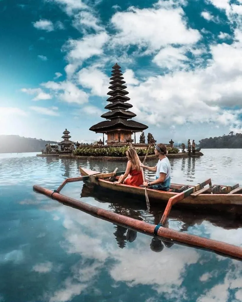 /img/5069-indonesia-honeymoon-adventure.webp