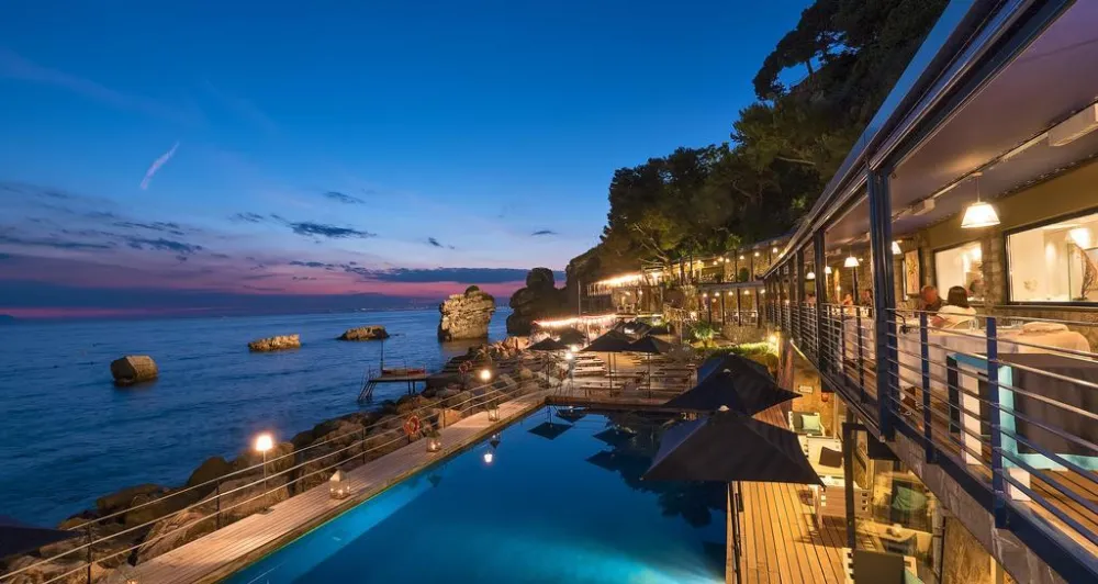 5070 sorrento couple walk