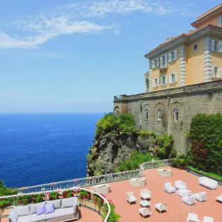 /img/5070-sorrento-food.webp