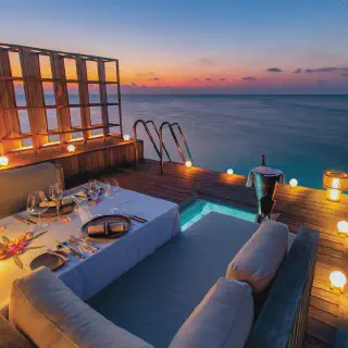 /img/5172-maldives-budget-resort.webp