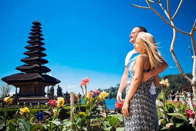 /img/5186-philippines-honeymoon.webp